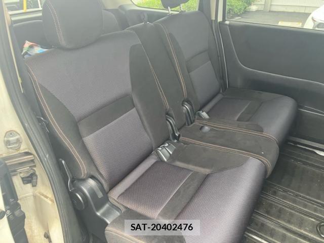 Nissan SERENA 2009-10 8882037-16