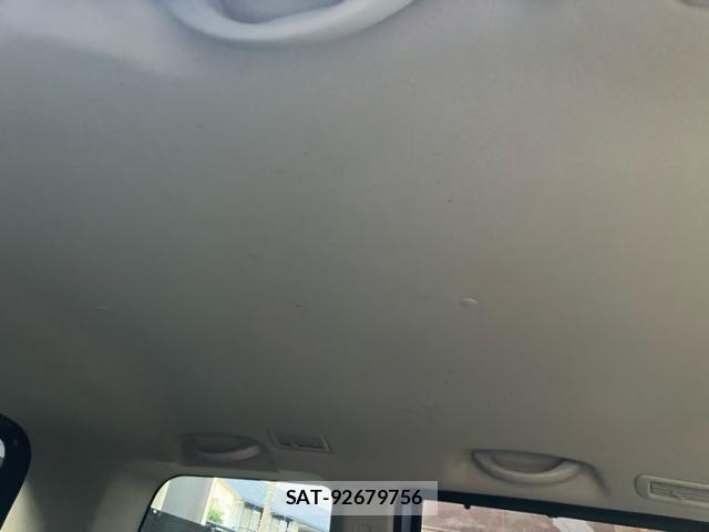 Nissan SERENA 2011-06 8882047-9