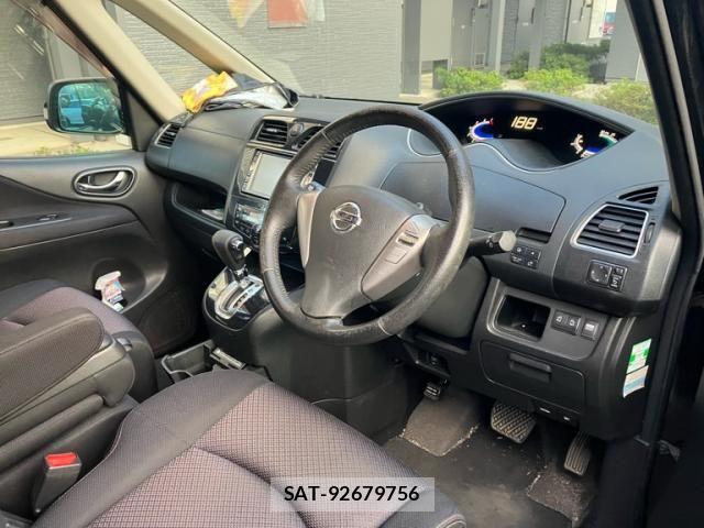 Nissan SERENA 2011-06 8882047-10