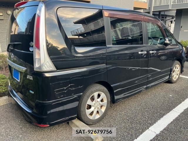Nissan SERENA 2011-06 8882047-2