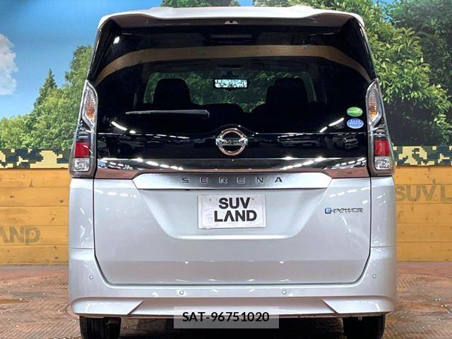 Nissan SERENA 2018-03 8882028-15