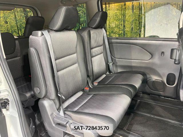 Nissan SERENA 2022-07 8882026-8