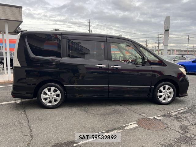Nissan SERENA 2012-07 8882034-6