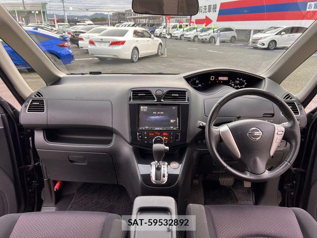 Nissan SERENA 2012-07 8882034-7