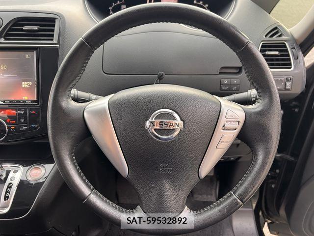 Nissan SERENA 2012-07 8882034-8