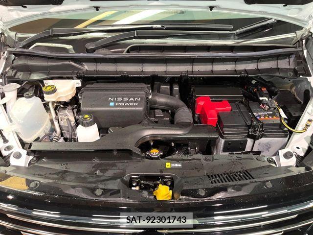 Nissan SERENA 2024-11 8882013-17
