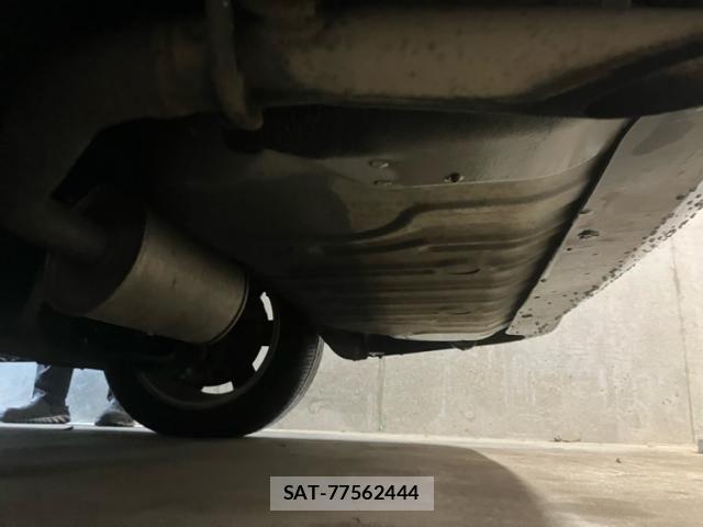 Nissan SERENA 2007-07 8882042-10