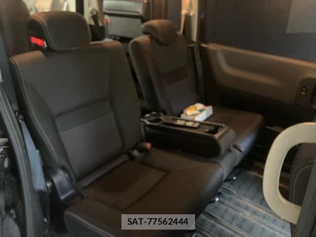 Nissan SERENA 2007-07 8882042-12