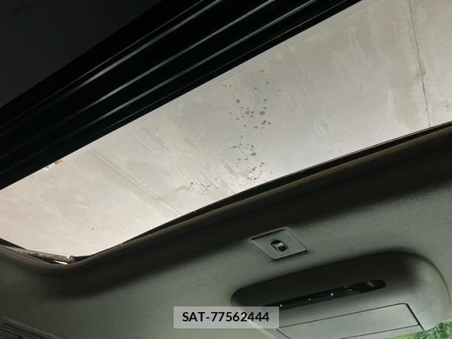 Nissan SERENA 2007-07 8882042-25
