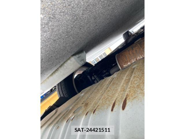 Nissan SERENA 2011-06 8882048-11