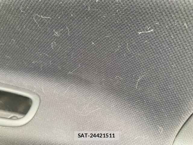 Nissan SERENA 2011-06 8882048-6