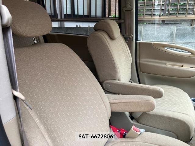 Nissan SERENA 2006-11 8882046-11