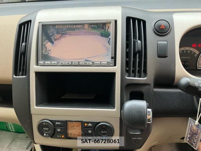 Nissan SERENA 2006-11 8882046-19