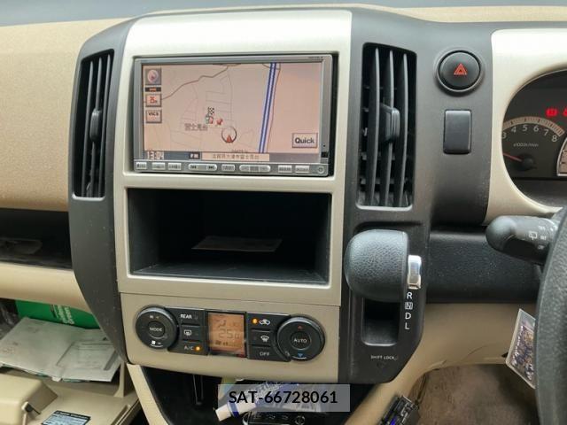 Nissan SERENA 2006-11 8882046-20
