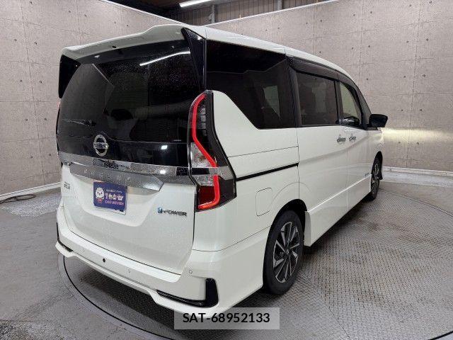 Nissan SERENA 2022-01 8882019-1