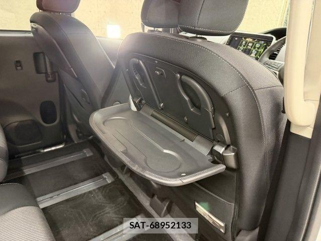 Nissan SERENA 2022-01 8882019-7