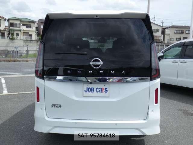 Nissan SERENA 2025-03 8882016-9