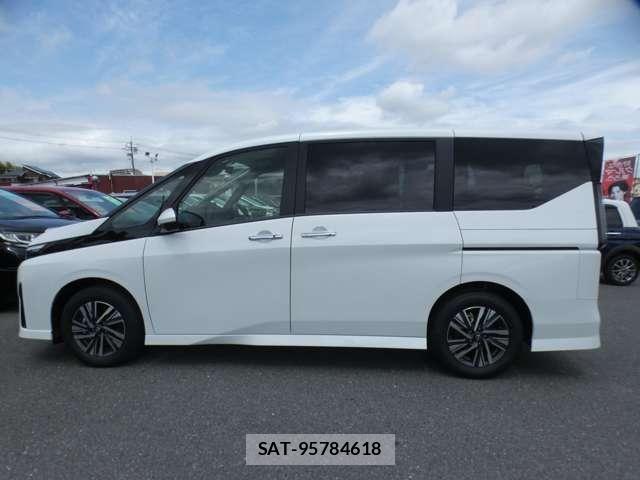 Nissan SERENA 2025-03 8882016-11