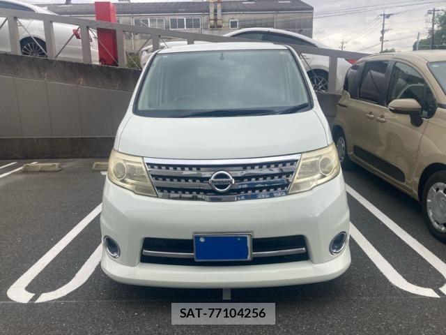 Nissan SERENA 2008-11 8882036-0