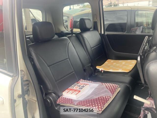 Nissan SERENA 2008-11 8882036-12