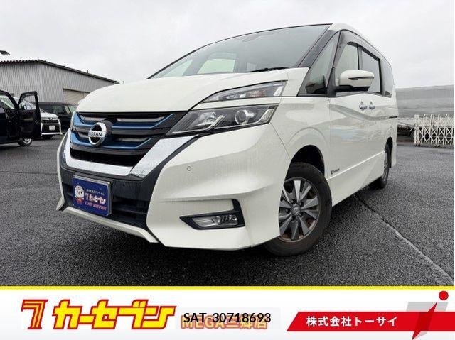 Nissan SERENA 2018-09 8882030-0