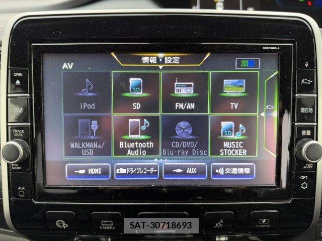 Nissan SERENA 2018-09 8882030-12