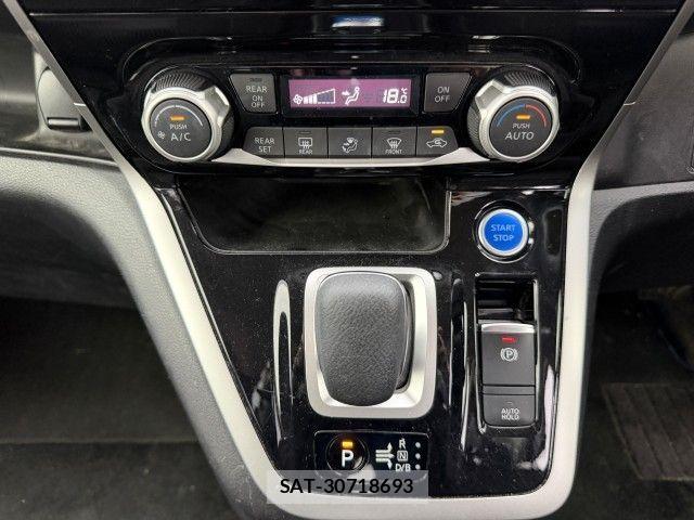 Nissan SERENA 2018-09 8882030-13