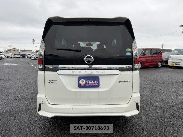Nissan SERENA 2018-09 8882030-24