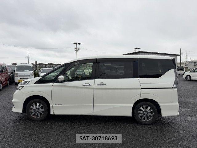 Nissan SERENA 2018-09 8882030-26