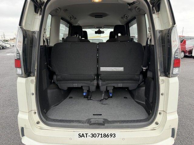 Nissan SERENA 2018-09 8882030-8