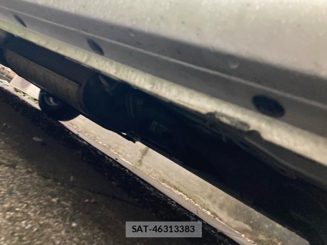 Nissan SERENA 2010-02 8882040-10