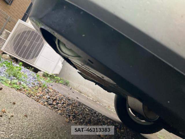 Nissan SERENA 2010-02 8882040-11