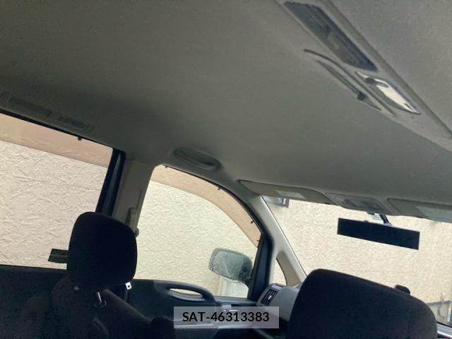 Nissan SERENA 2010-02 8882040-20