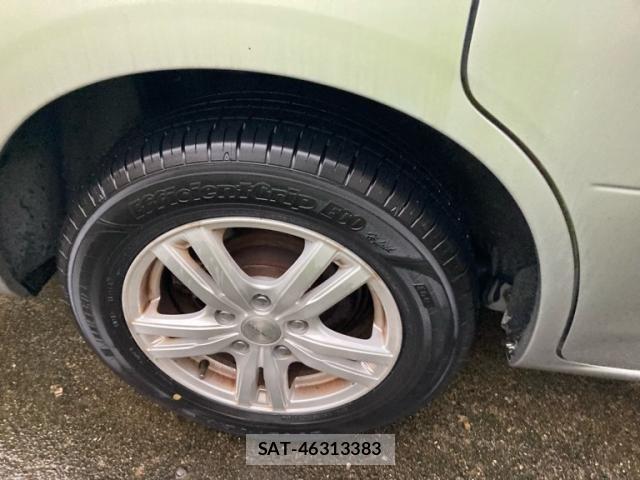 Nissan SERENA 2010-02 8882040-7