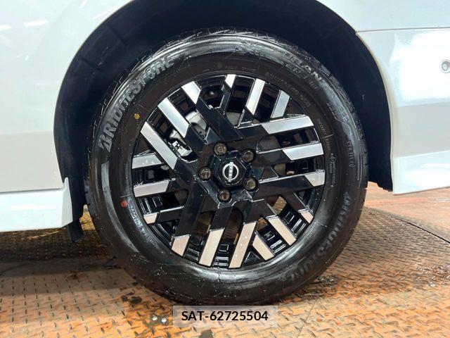 Nissan SERENA 2026-03 8882012-12