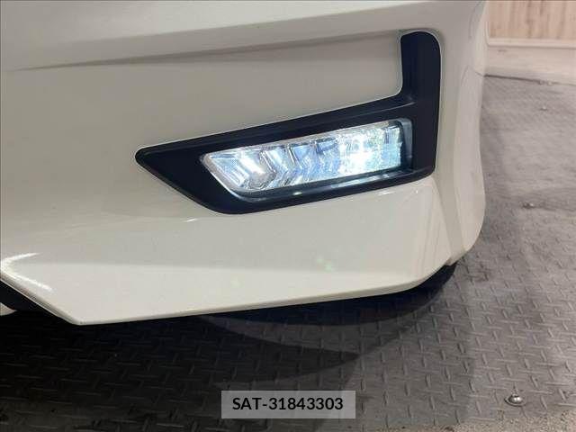 Nissan SERENA 2018-06 8882033-12