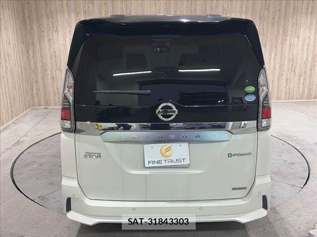 Nissan SERENA 2018-06 8882033-18