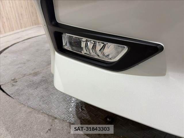 Nissan SERENA 2018-06 8882033-24