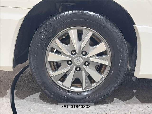 Nissan SERENA 2018-06 8882033-27