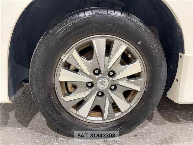 Nissan SERENA 2018-06 8882033-29