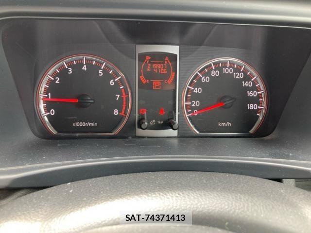Nissan SERENA 2009-09 8882050-21