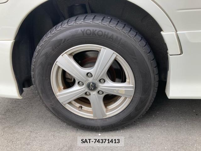 Nissan SERENA 2009-09 8882050-8