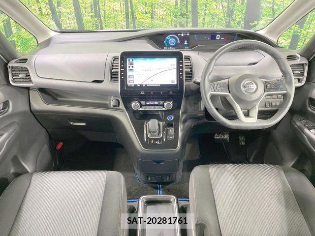 Nissan SERENA 2021-09 8884302-1
