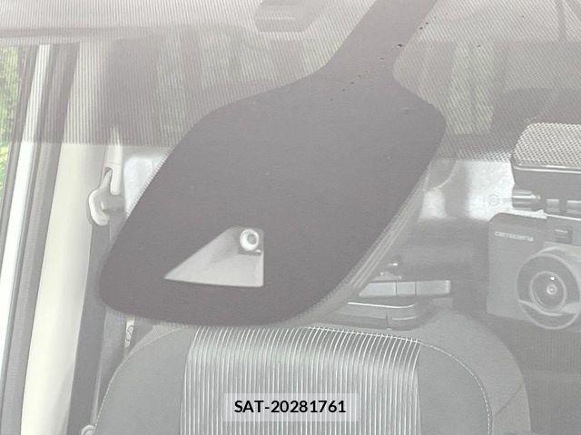 Nissan SERENA 2021-09 8884302-5