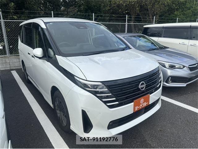 Nissan SERENA 2025-08 8884300-0