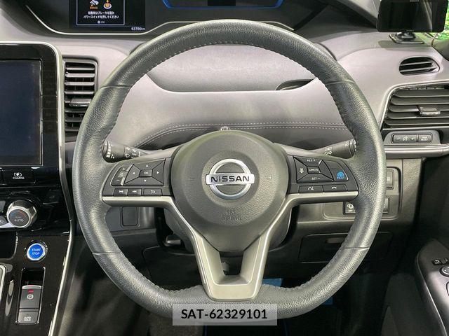 Nissan SERENA 2020-11 8884307-11