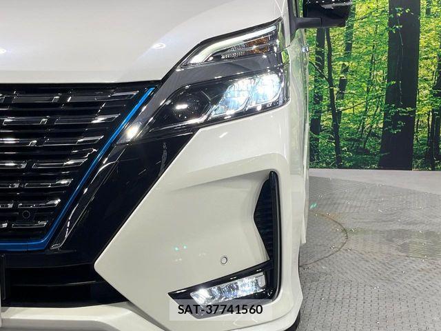 Nissan SERENA 2022-06 8884305-11