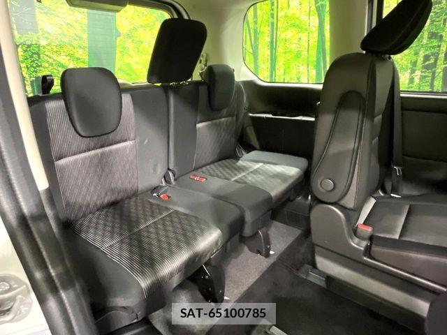 Nissan SERENA 2022-04 8884303-9
