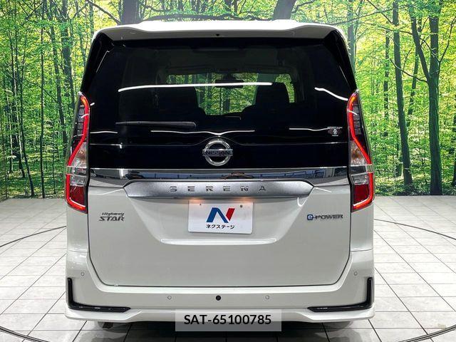 Nissan SERENA 2022-04 8884303-15