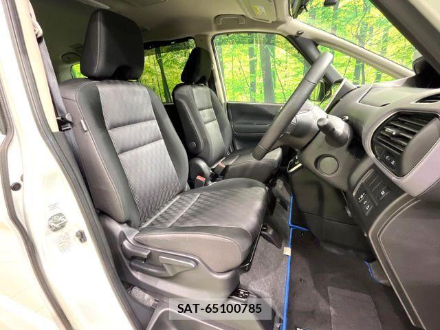 Nissan SERENA 2022-04 8884303-7